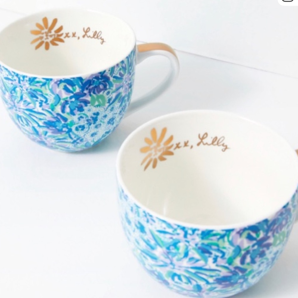 NWT ✨ Lilly Pulitzer Blue Floral Ceramic Mug set | 12 oz Set of 2 - Picture 3 of 6